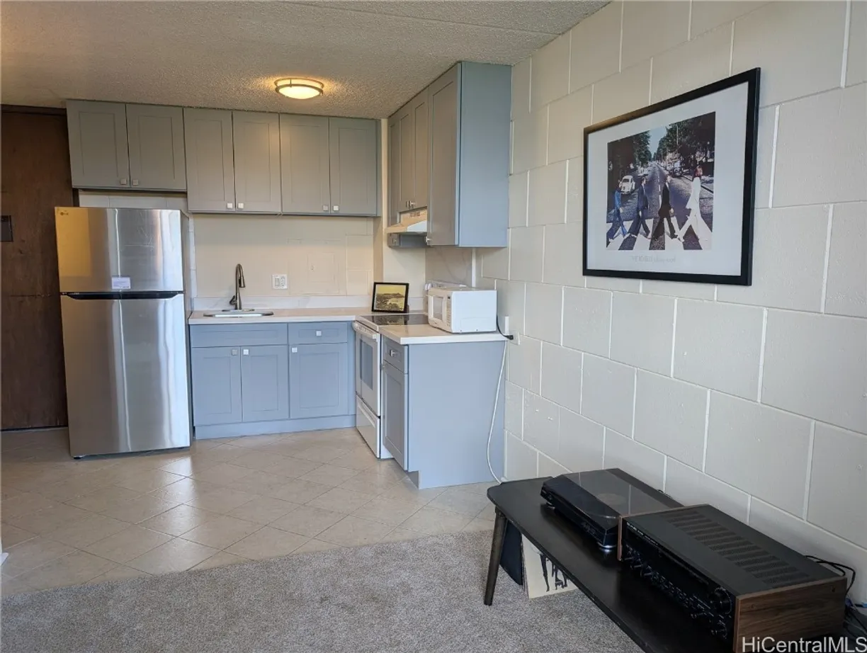 Hawaii Real Estate | View 2845 Waialae Avenue, 116 | Listing