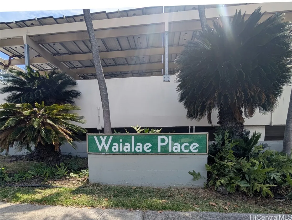 Hawaii Real Estate | View 2845 Waialae Avenue, 116 | 1 Bed, 1 Bath