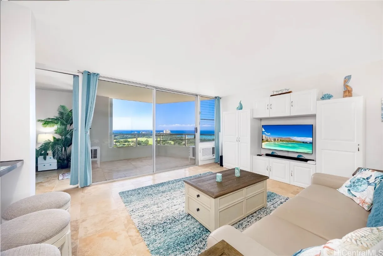 Hawaii Real Estate | View 2600 Pualani Way, 2603 | 1 Bed, 1 Bath