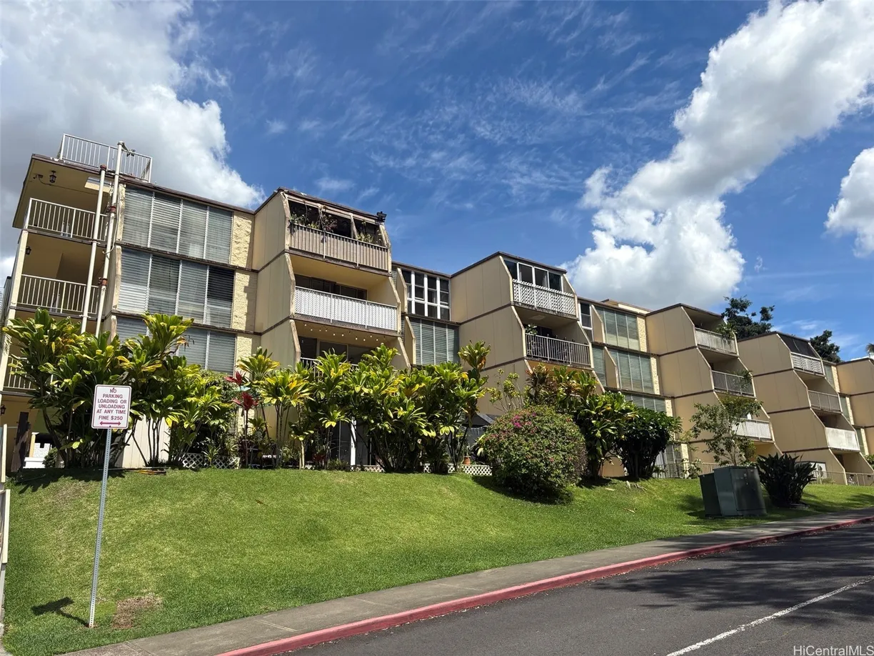 Hawaii Real Estate | View 95-2044 Waikalani Place, C405 | Listing