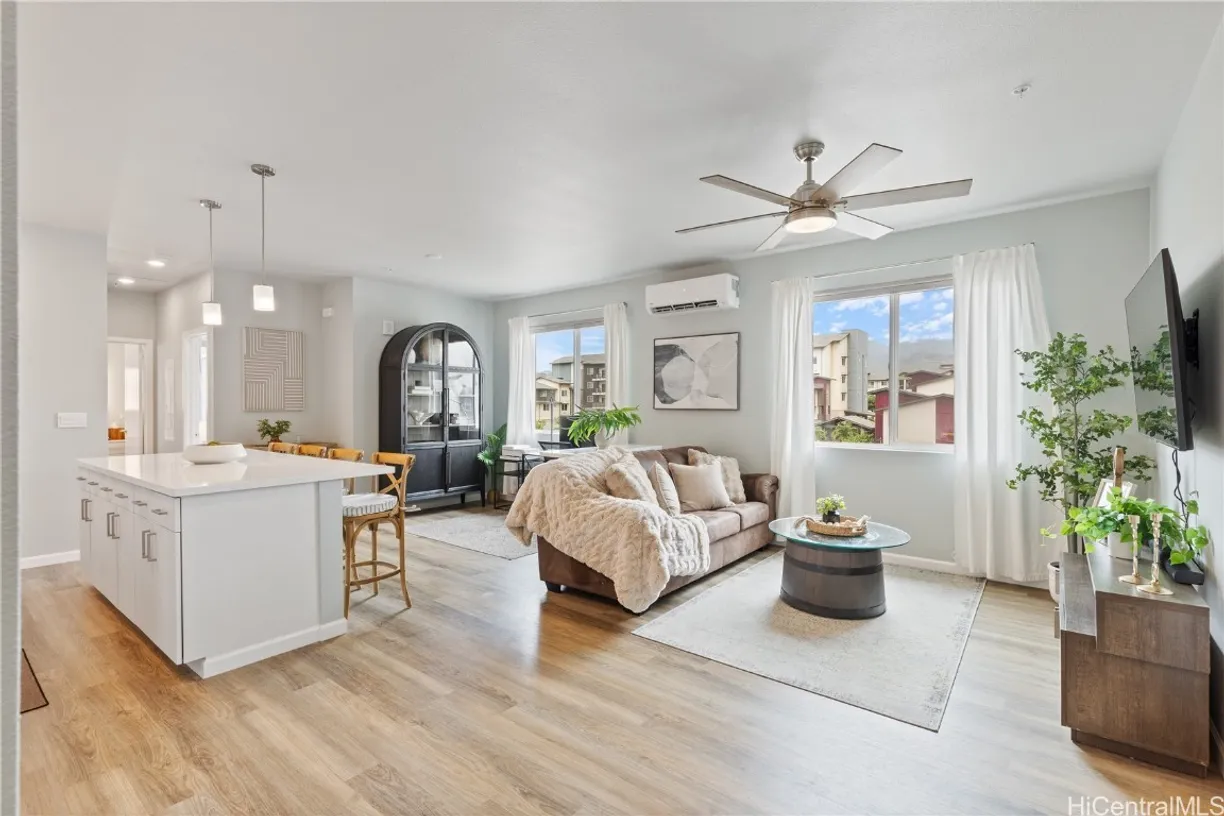 Hawaii Real Estate | View 91-3575 Iwikuamoo Street, 305 | 1 Bed, 1 Bath