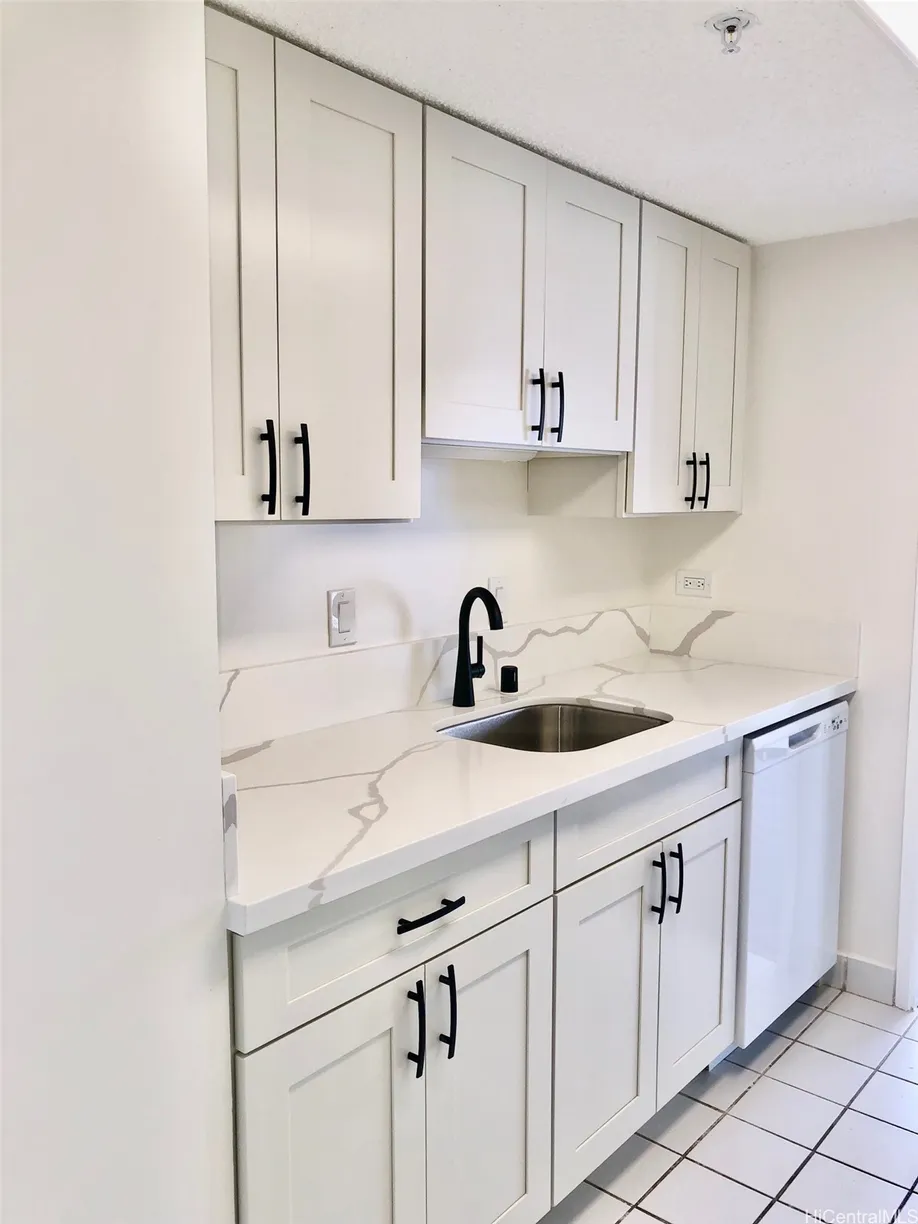 Hawaii Real Estate | View 250 Ohua Avenue, 12G | 2 Beds, 2 Baths