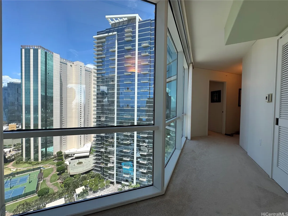 Hawaii Real Estate | View 88 Piikoi Street, 2709 | Listing