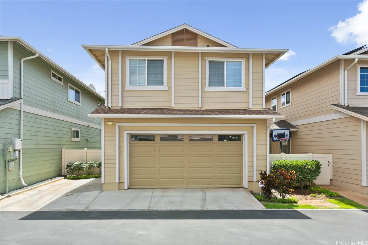Hawaii Real Estate | View 91-1001 Keaunui Drive, 114 | 4 Beds, 2 Baths