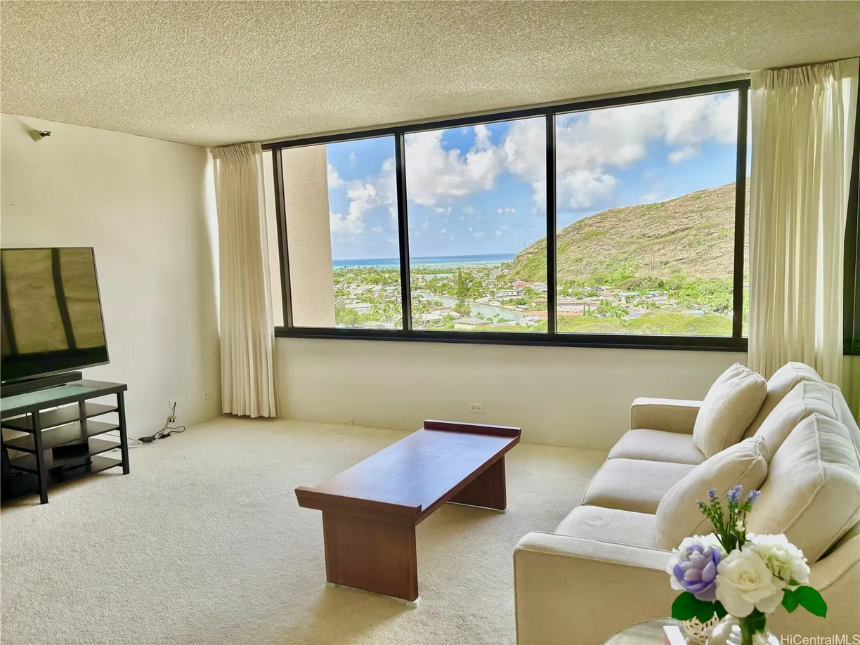 Hawaii Real Estate | View 555 Hahaione Street, 12D | 1 Bed, 2 Baths
