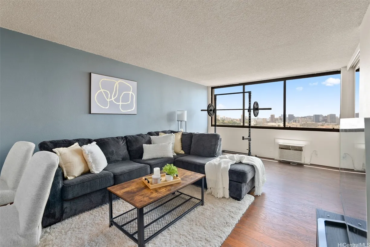 Hawaii Real Estate | View 55 S Kukui Street, D2410 | 1 Bed, 1 Bath