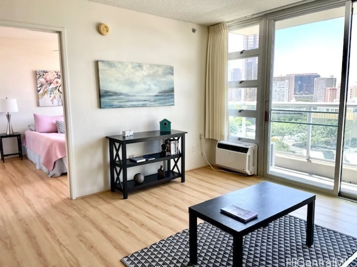 Hawaii Real Estate | View 1448 Young Street, 907 | Listing