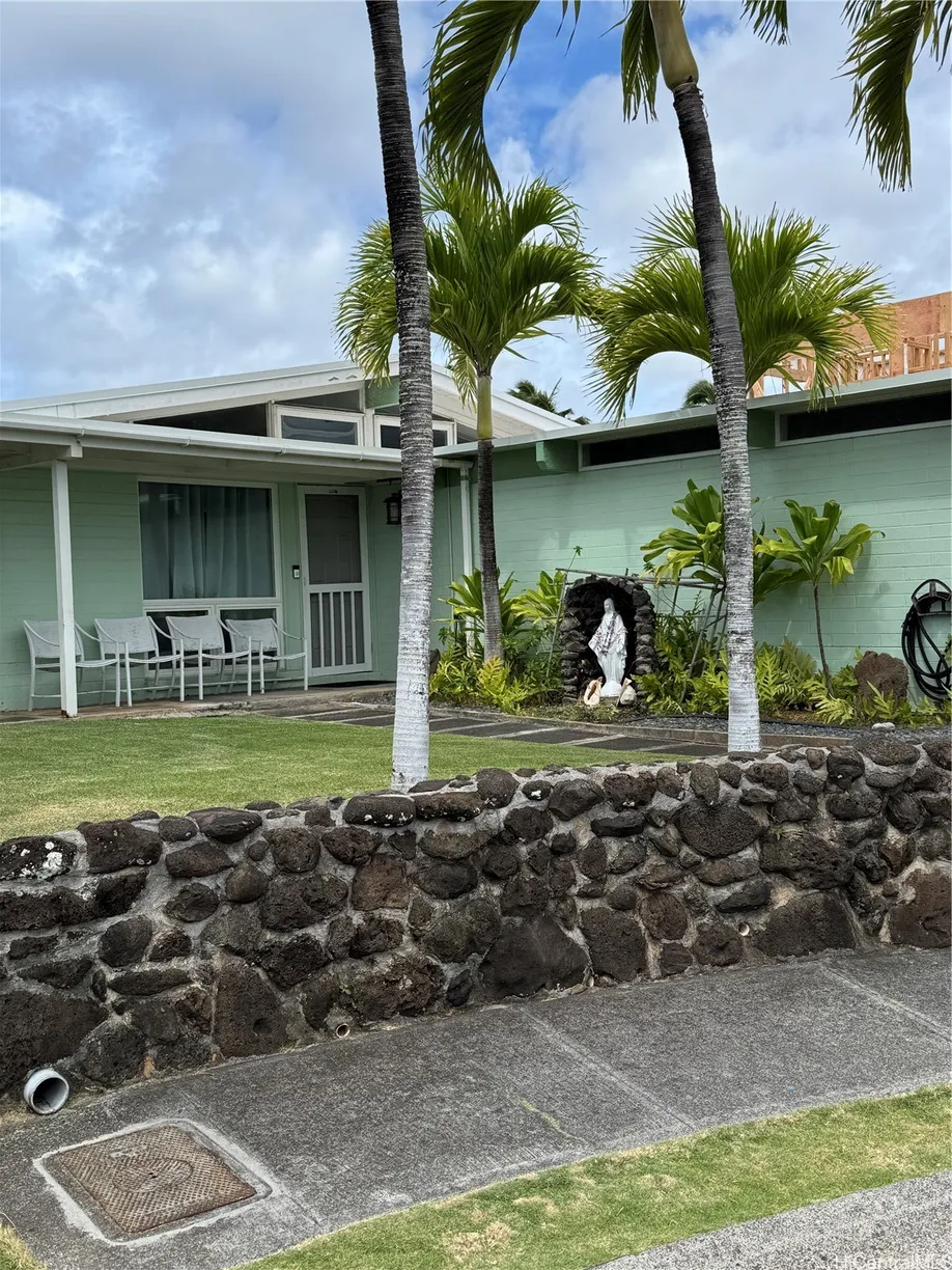 Hawaii Real Estate | View 6307 Kaiwiki Place | 3 Beds, 2 Baths