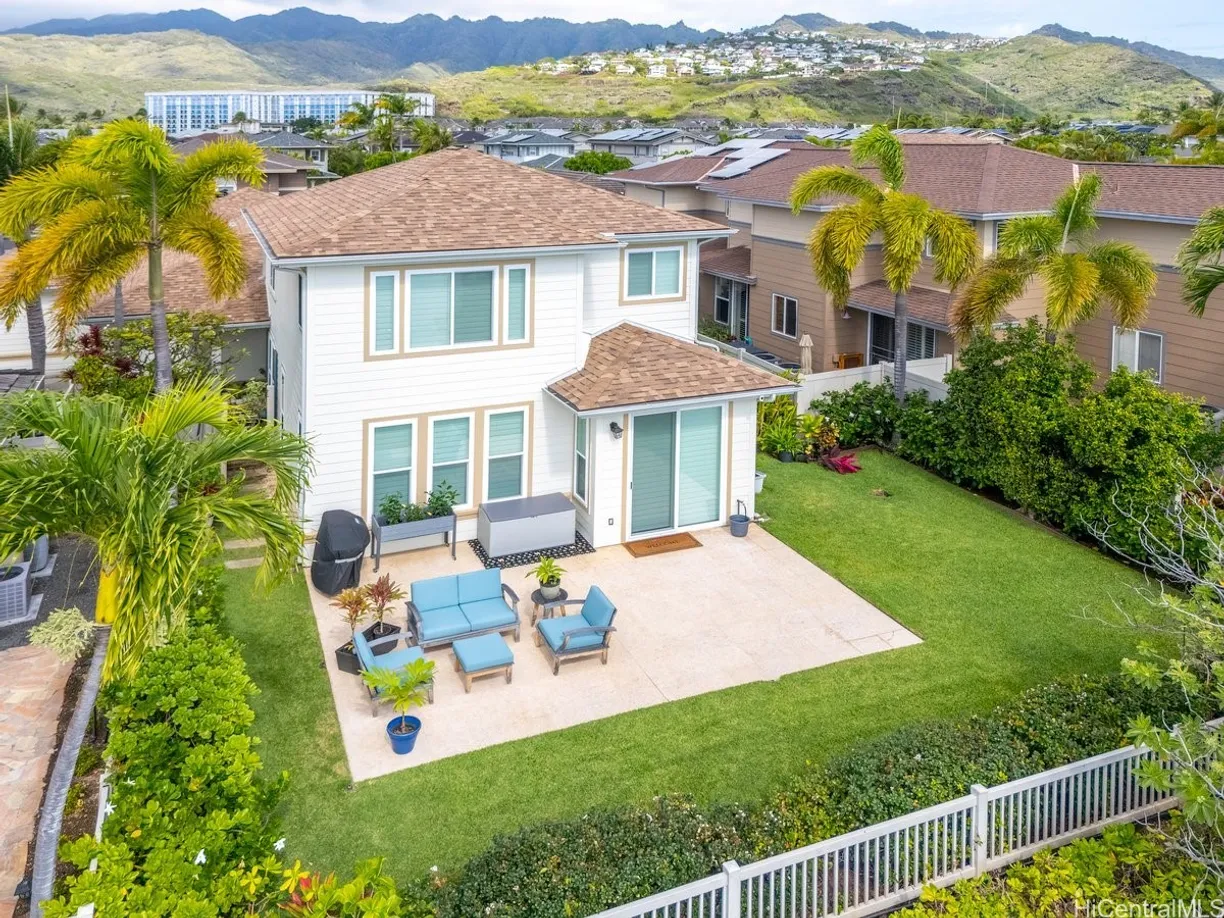 Hawaii Real Estate | View 520 Lunalilo Home Road, 354 | 4 Beds, 3 Baths