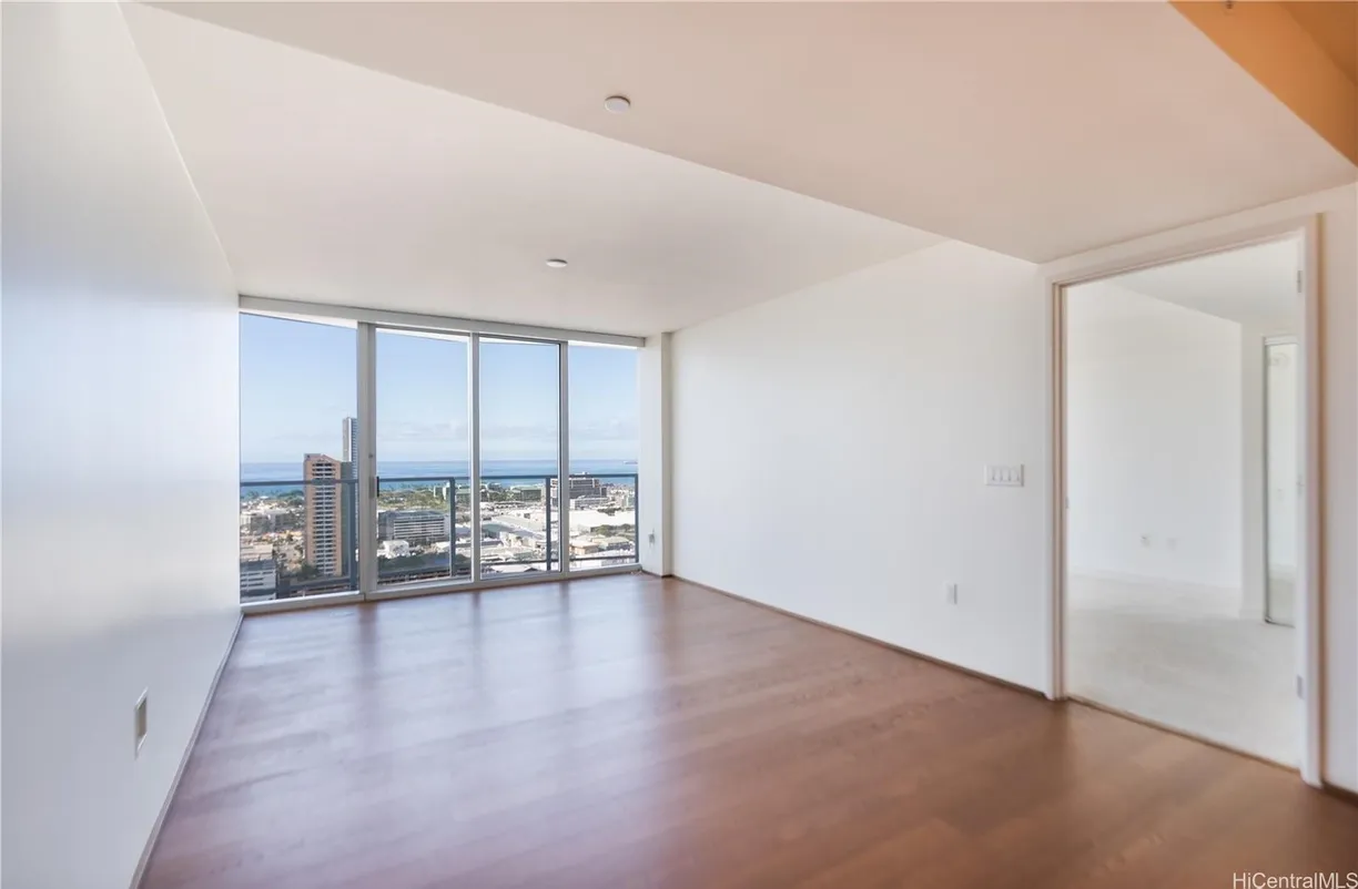 Hawaii Real Estate | View 888 Kapiolani Boulevard, 3006 | Listing