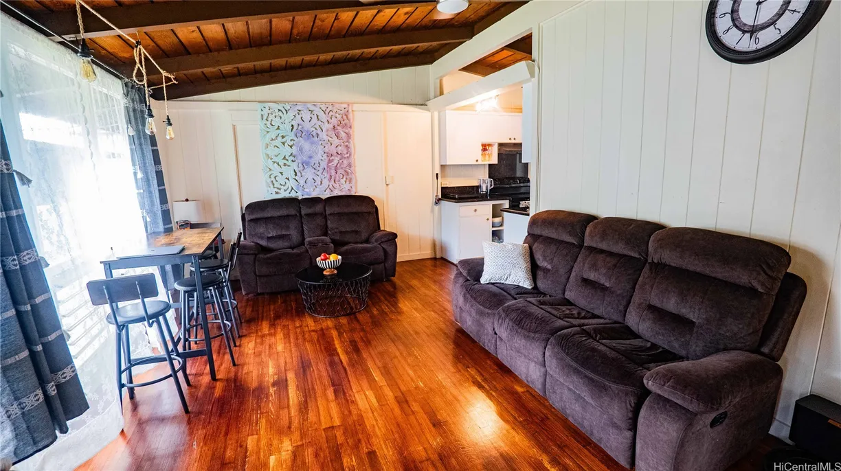 Hawaii Real Estate | View 95-059 Waihonu Street | Listing