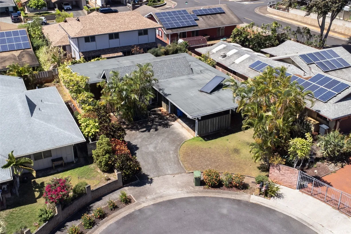 Hawaii Real Estate | View  | 3 Beds, 2 Baths