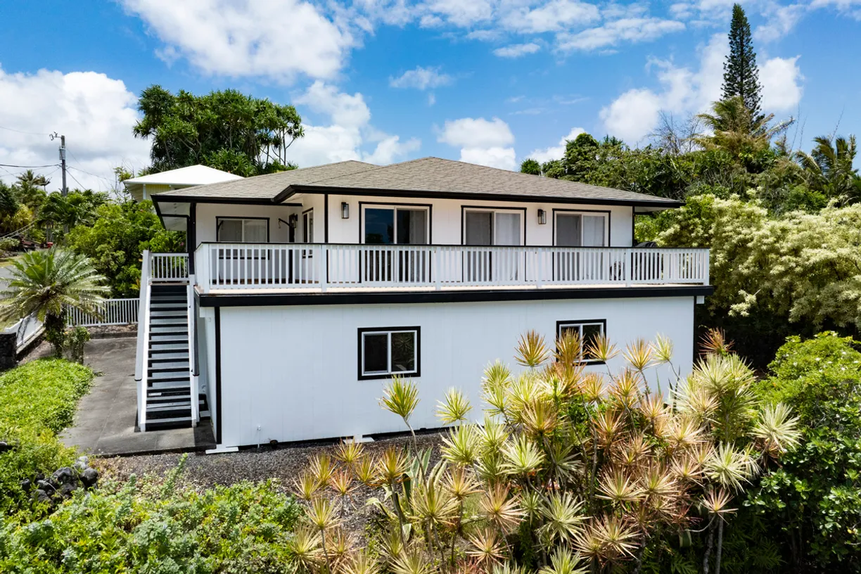 Hawaii Real Estate | View 15-112 KUNA ST | Listing