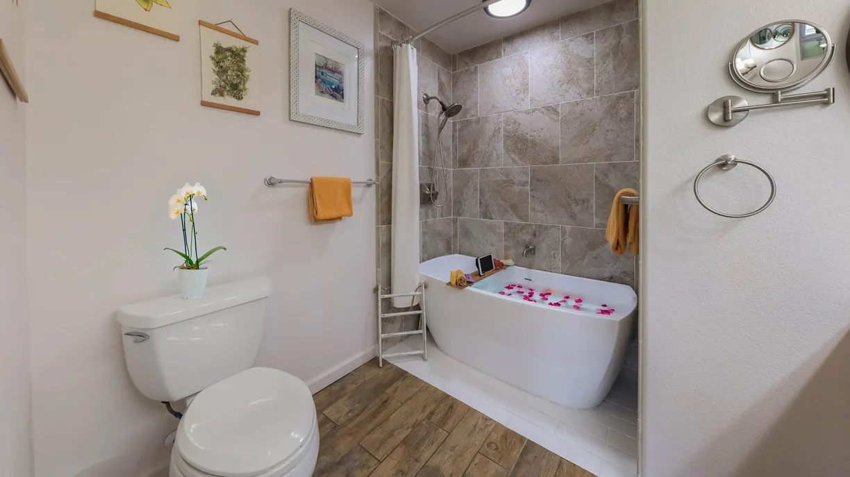 Hawaii Real Estate | View 2110 KANEKA ST, 120 | 2 Beds, 2 Baths