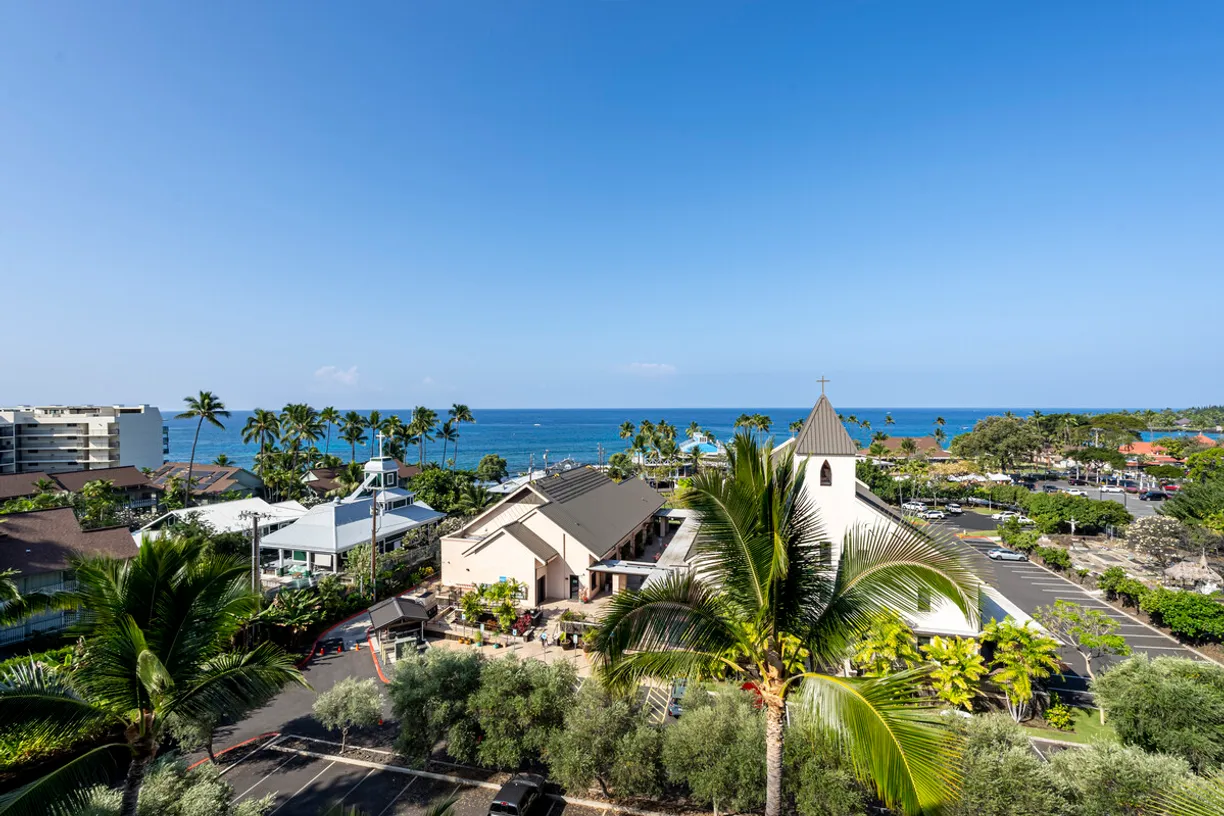 Hawaii Real Estate | View 75-5766 KUAKINI HIGHWAY, 704 | Listing