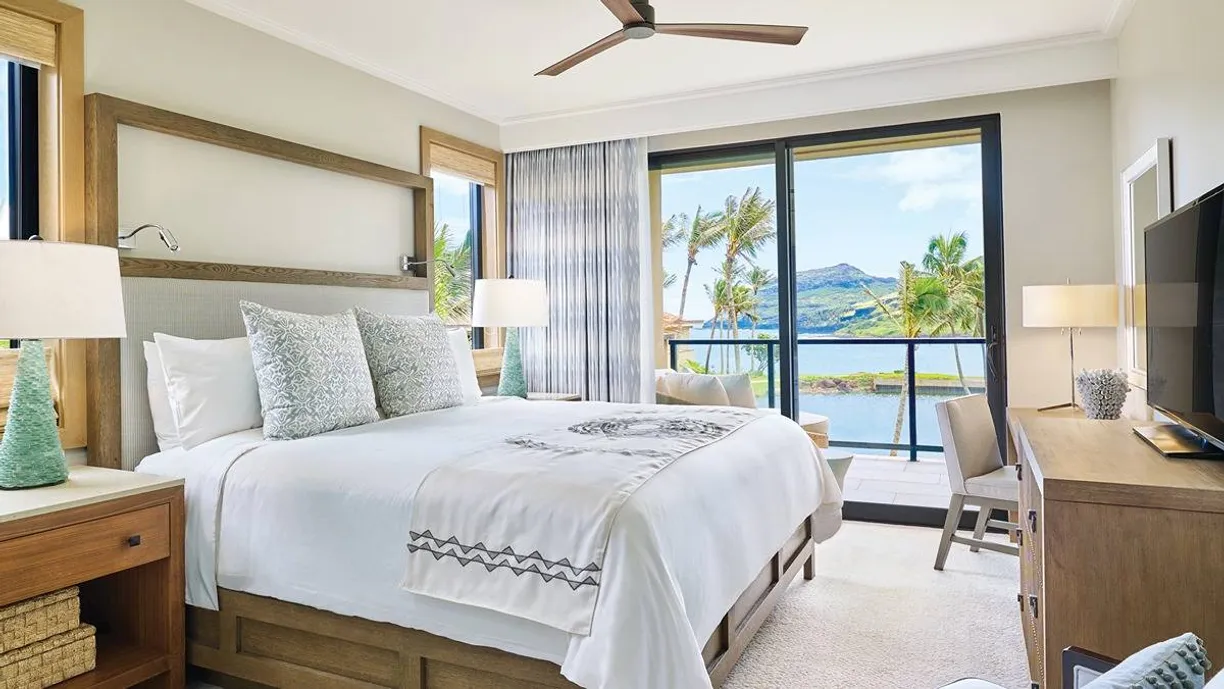 Hawaii Real Estate | View 3770 ALAOLI WAY, 2104-C | Listing
