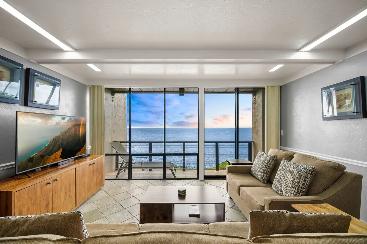 Hawaii Real Estate | View 1677 PEE RD, B2 | 2 Beds, 2 Baths