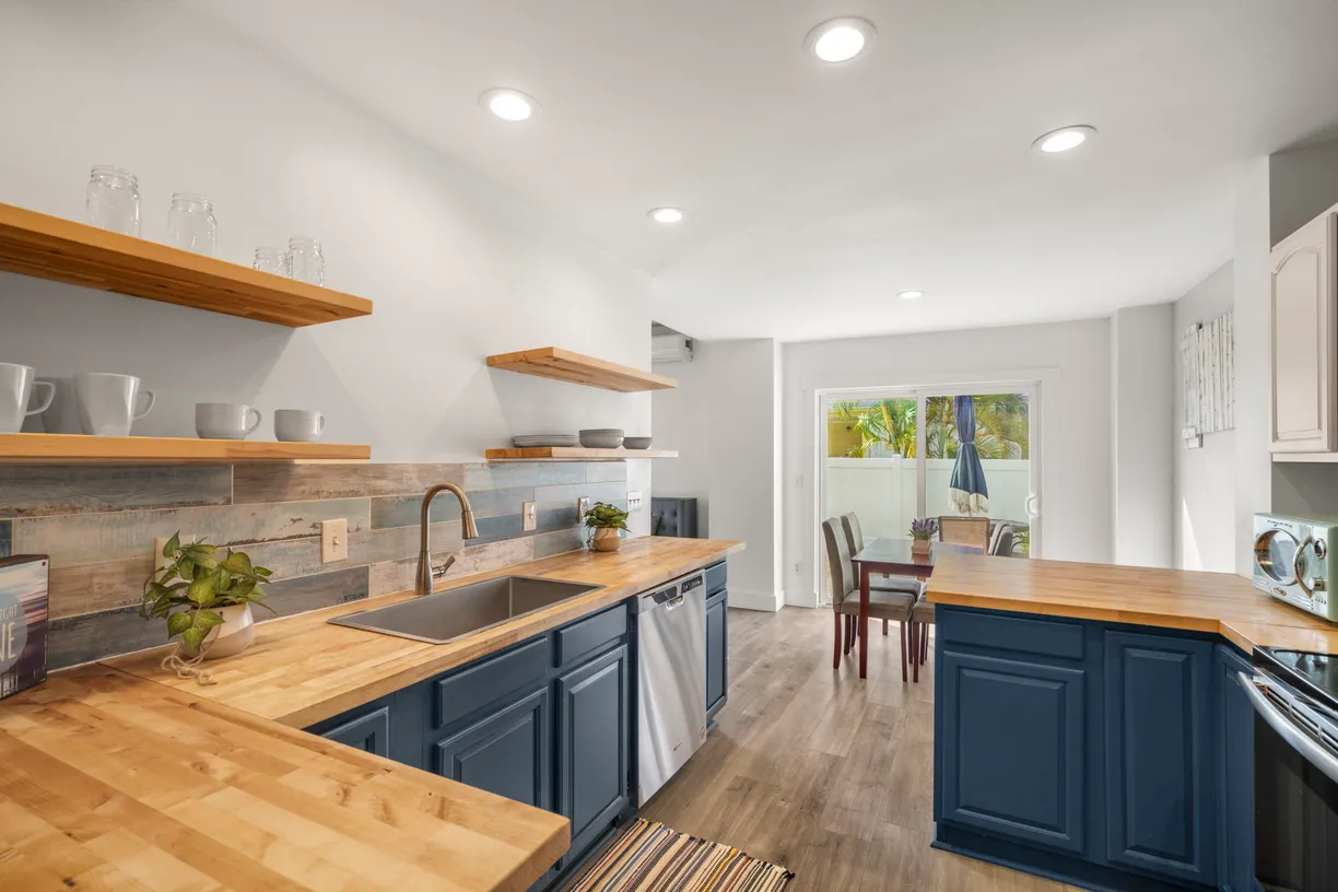 Hawaii Real Estate | View 1964 HALEUKANA ST | 3 Beds, 2 Baths