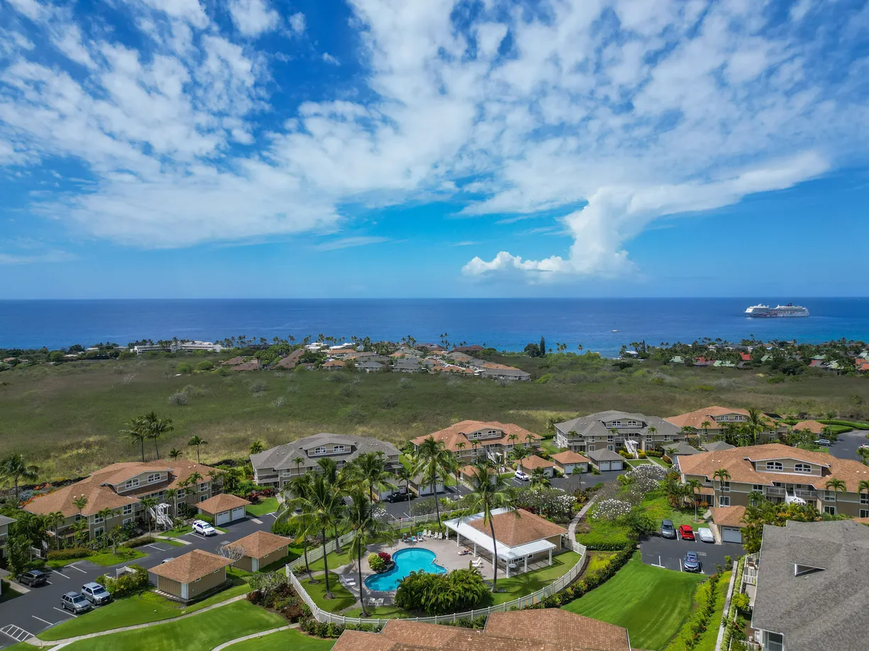 Hawaii Real Estate | View 75-6060 KUAKINI HWY, H23 | 2 Beds, 2 Baths