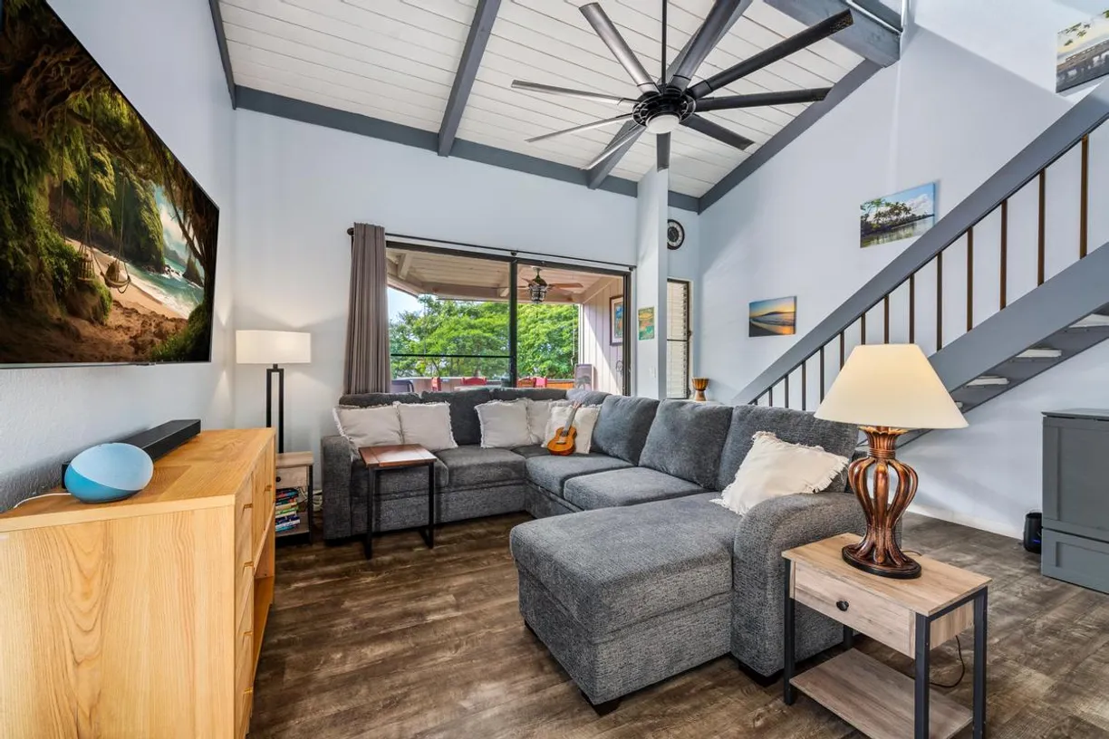 Hawaii Real Estate | View 75-5669 KUAKINI  HIGHWAY, 2306 | Listing