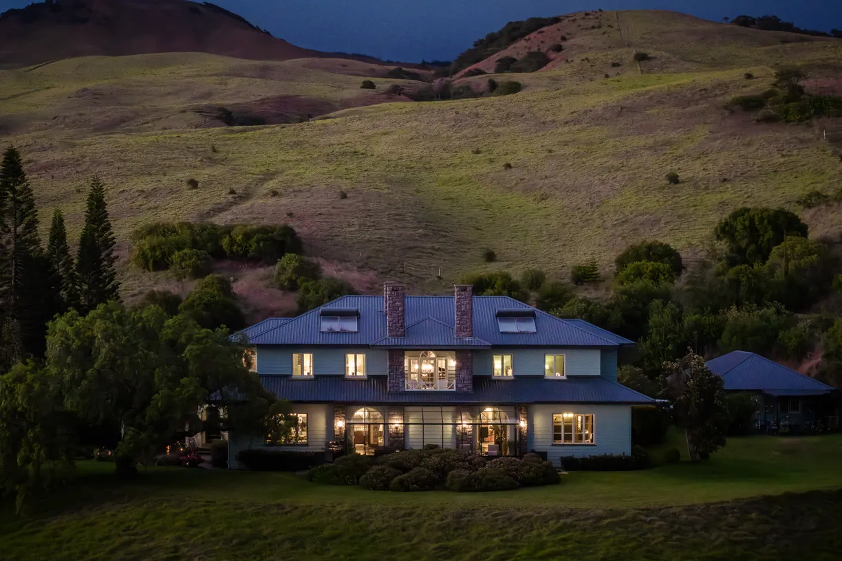 Hawaii Real Estate | View 65-1508 KAWAIHAE RD | 4 Beds, 5 Baths