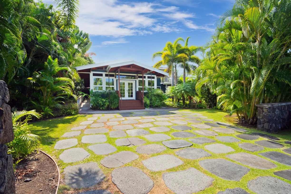 Hawaii Real Estate | View 78-134 HOLUA RD | 4 Beds, 4 Baths