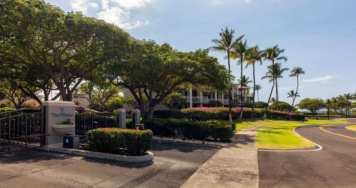 Hawaii Real Estate | View 69-1010 KEANA PL, F105 | 2 Beds, 2 Baths