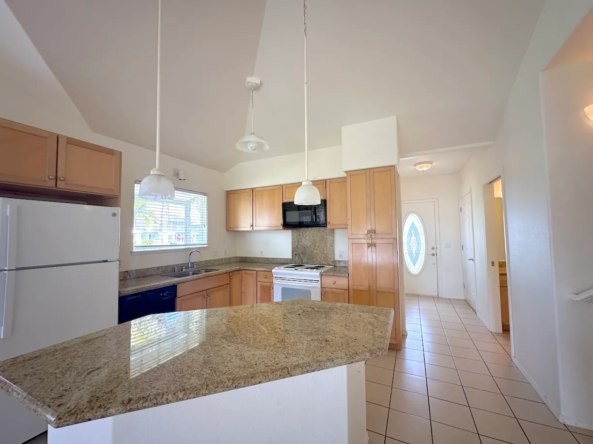 Hawaii Real Estate | View 2110 KANEKA ST, 36 | Listing