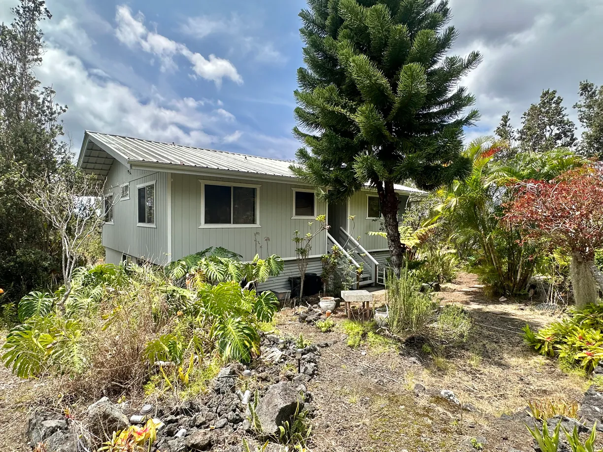 Hawaii Real Estate | View 92-1666 COCOANUT DR | 2 Beds, 2 Baths