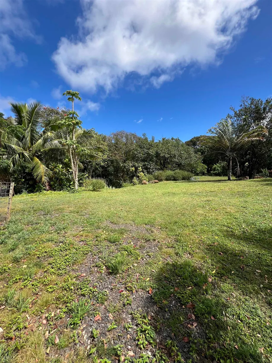 Hawaii Real Estate | View 50 Pauwela Rd, Unit A | Listing