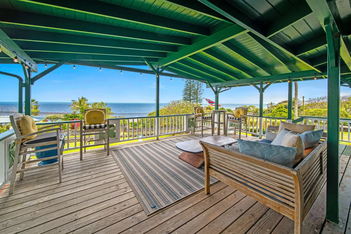Hawaii Real Estate | View 46703 Hana Hwy | 2 Beds