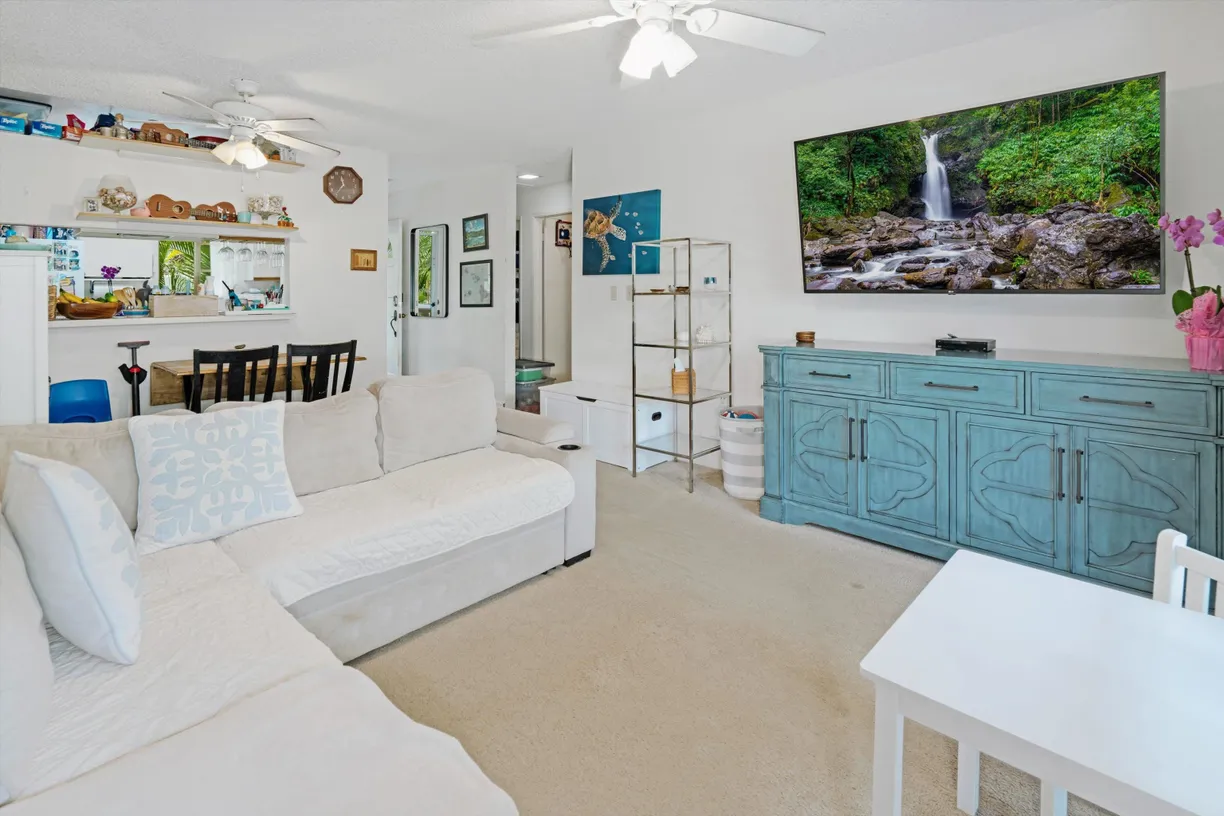 Hawaii Real Estate | View 160 Keonekai Rd, 27-201 | 2 Beds