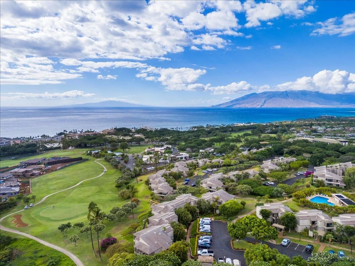 Hawaii Real Estate | View 10 Wailea Ekolu Pl, 907 | 2 Beds