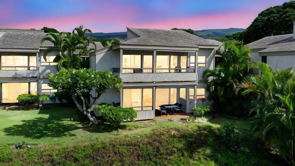 Hawaii Real Estate | View 10 Wailea Ekolu Pl, 1705 | Listing