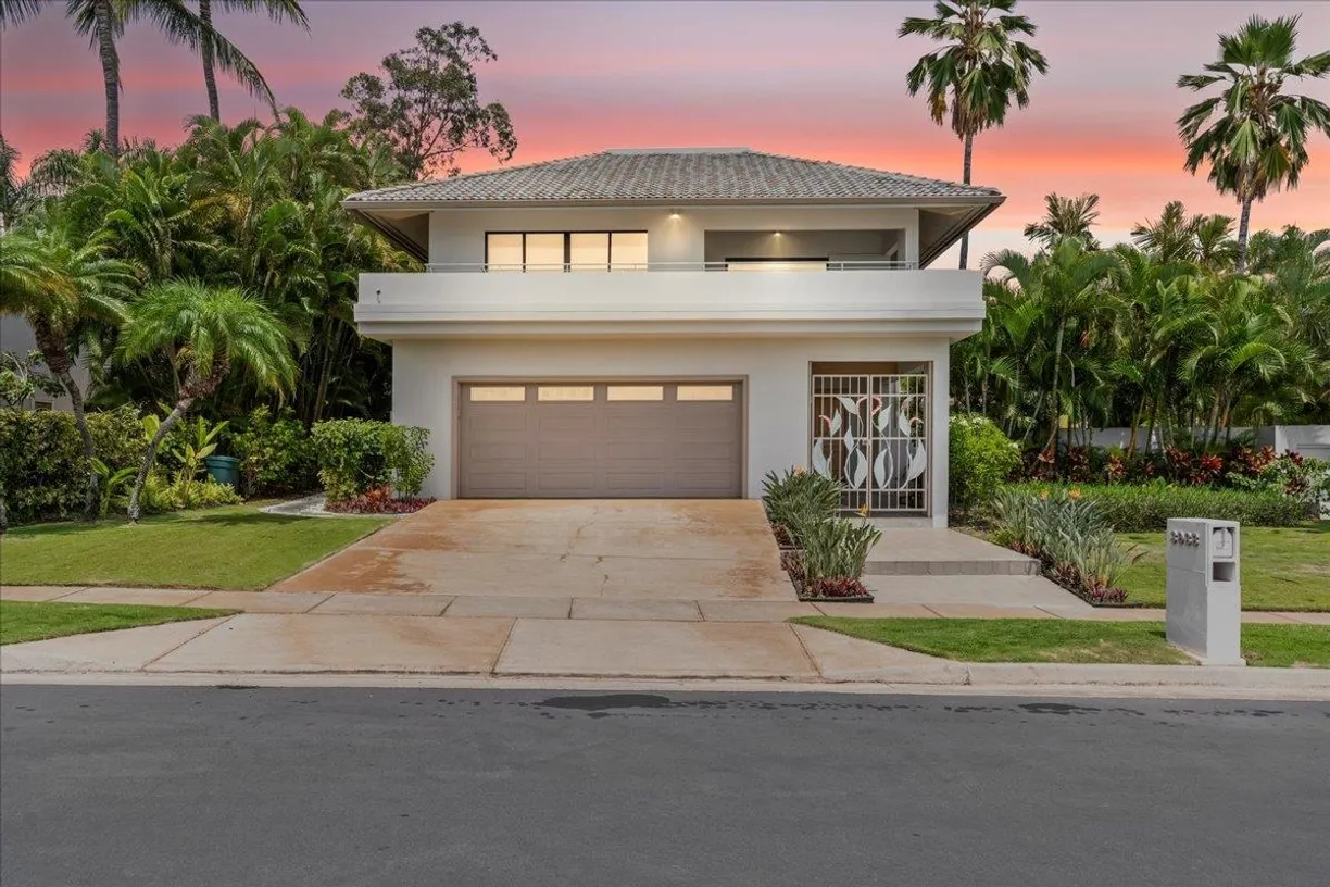 Hawaii Real Estate | View 3933 Wailea Ekolu Pl | 3 Beds