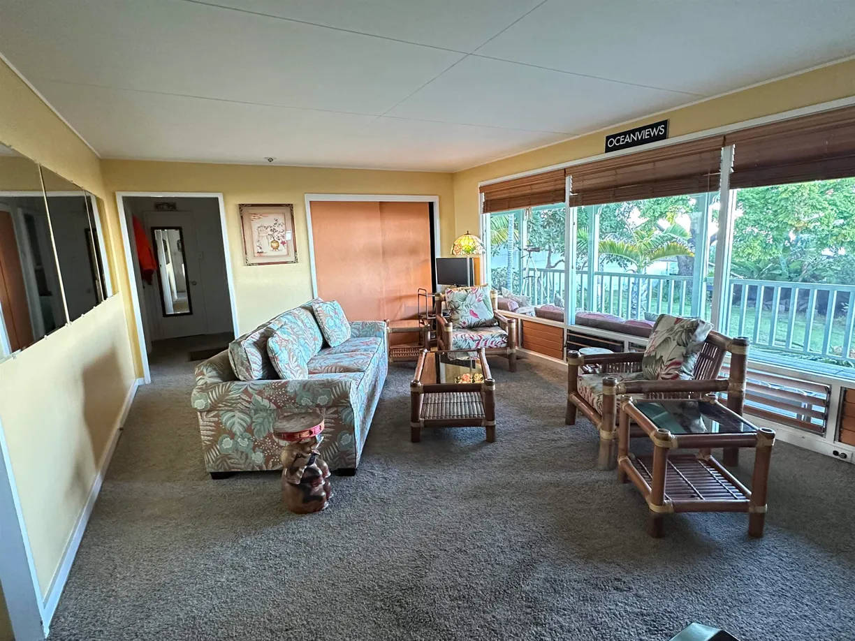 Hawaii Real Estate | View 82 Upper Kimo Dr | Listing