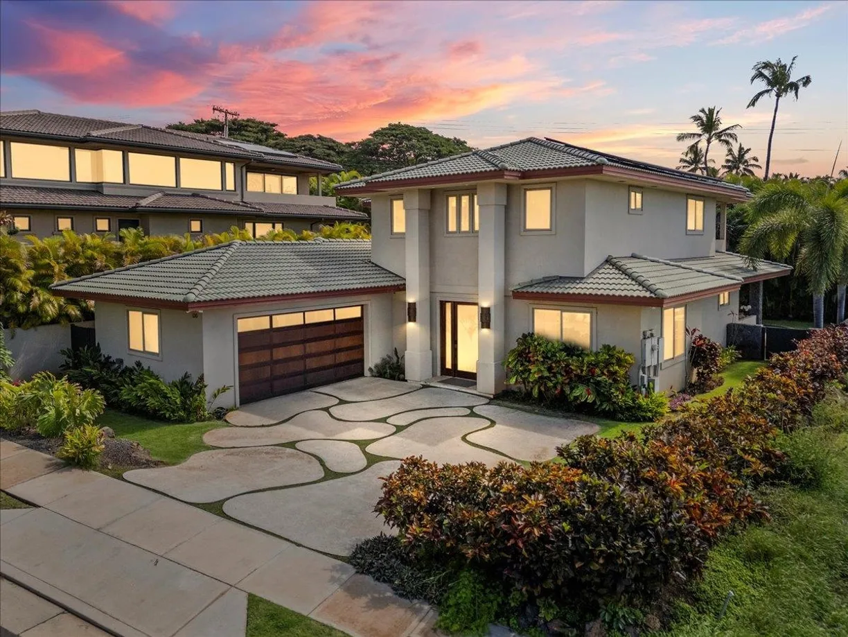 Hawaii Real Estate | View 130 Hokai Pl | 3 Beds
