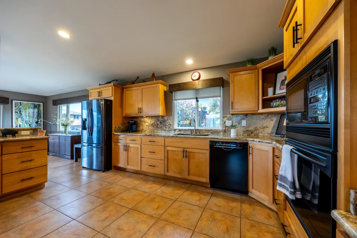 Hawaii Real Estate | View 54 Piina Pl, 35 | Listing