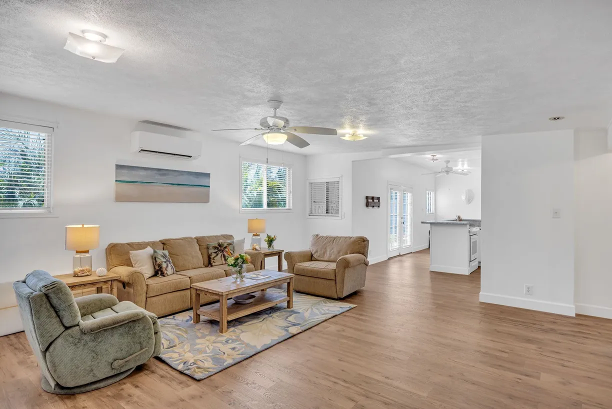 Hawaii Real Estate | View 317 Kenolio Rd | Listing