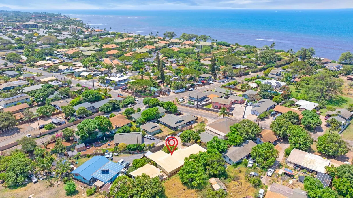 Hawaii Real Estate | View 317 Kenolio Rd | 3 Beds