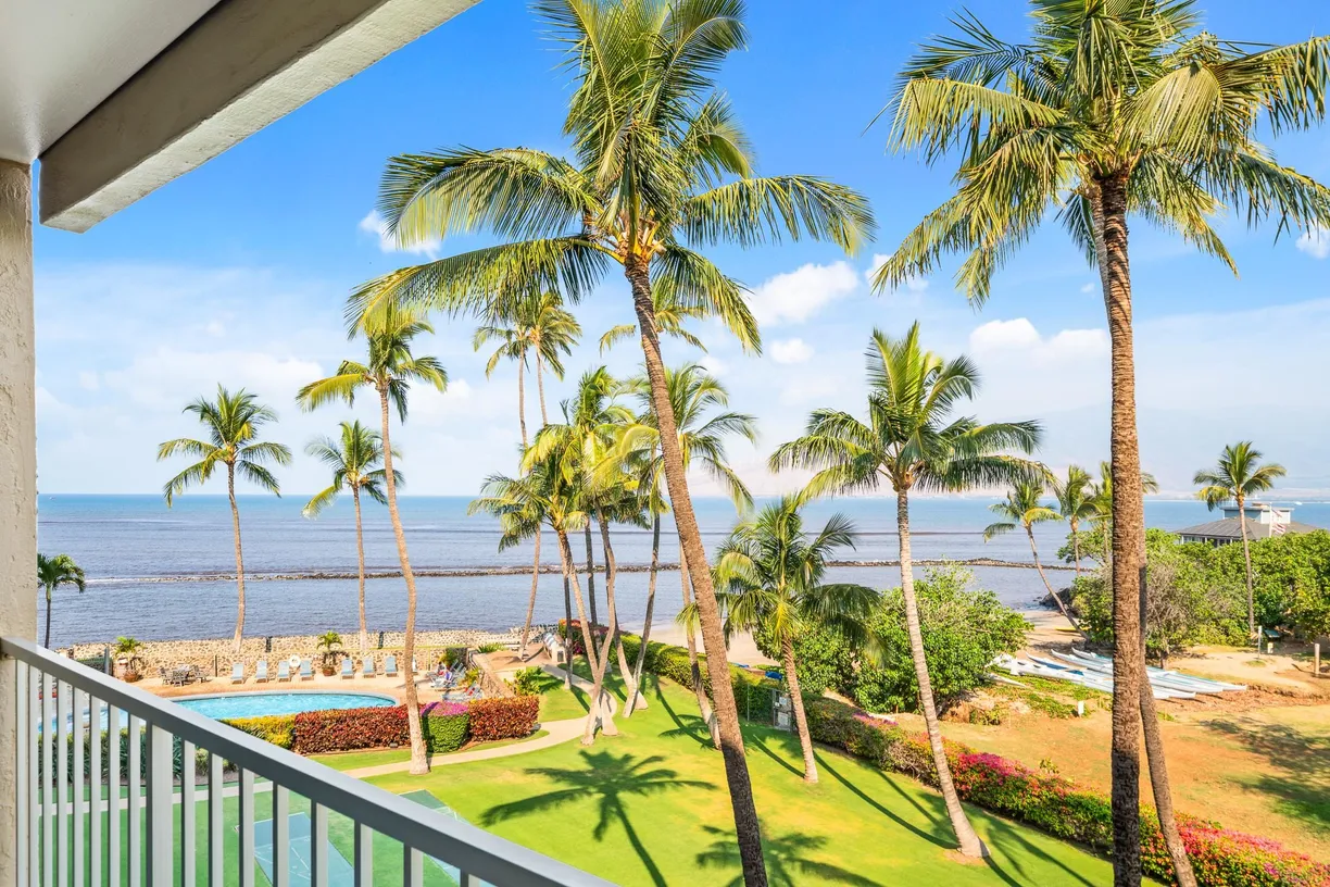 Hawaii Real Estate | View 760 S Kihei Rd, 404 | 2 Beds