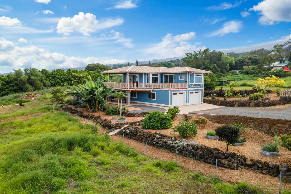 Hawaii Real Estate | View 4696 Kula Hwy, Unit B | 2 Beds