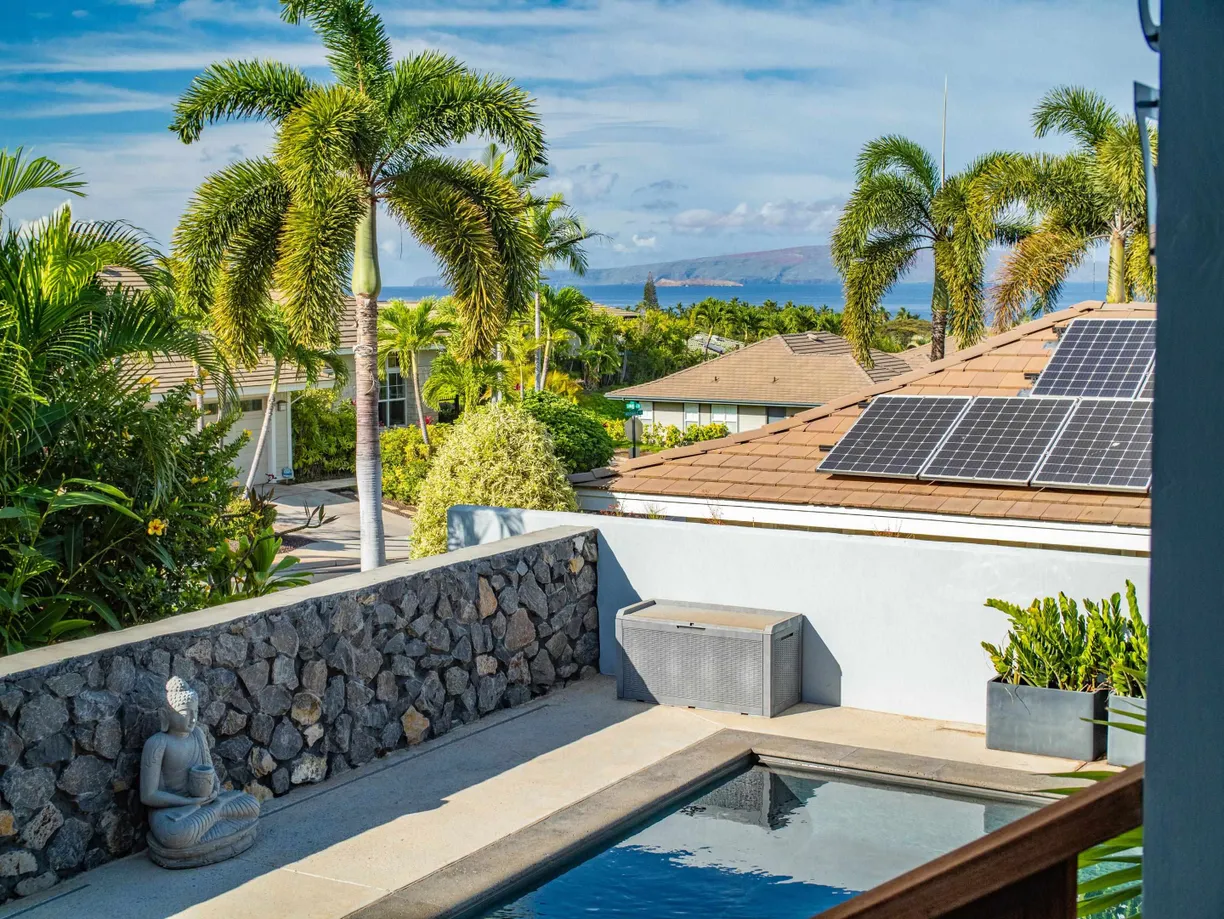 Hawaii Real Estate | View 137 Hoohale St | Listing