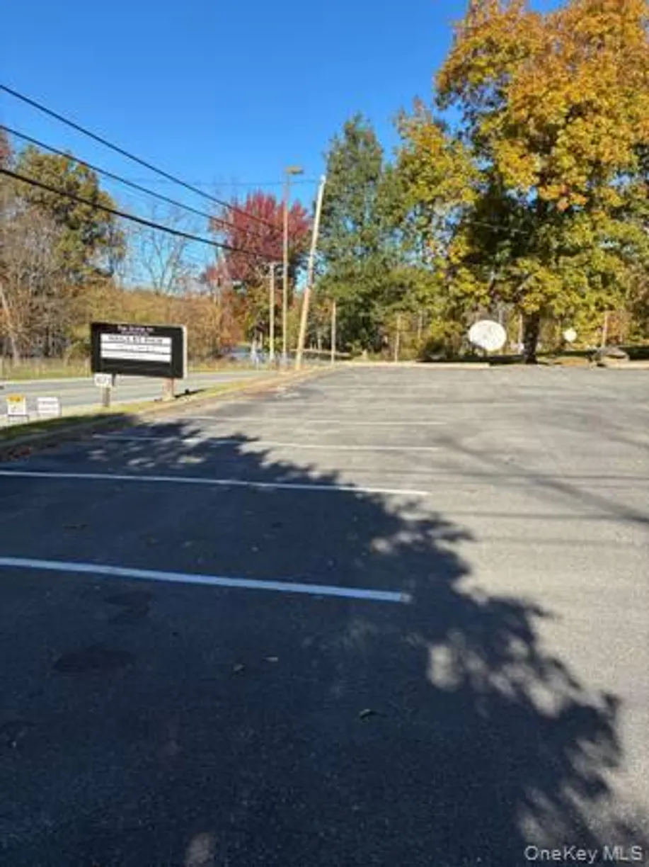 673 Little Britain Road, New Windsor, NY 12553 Property for rent