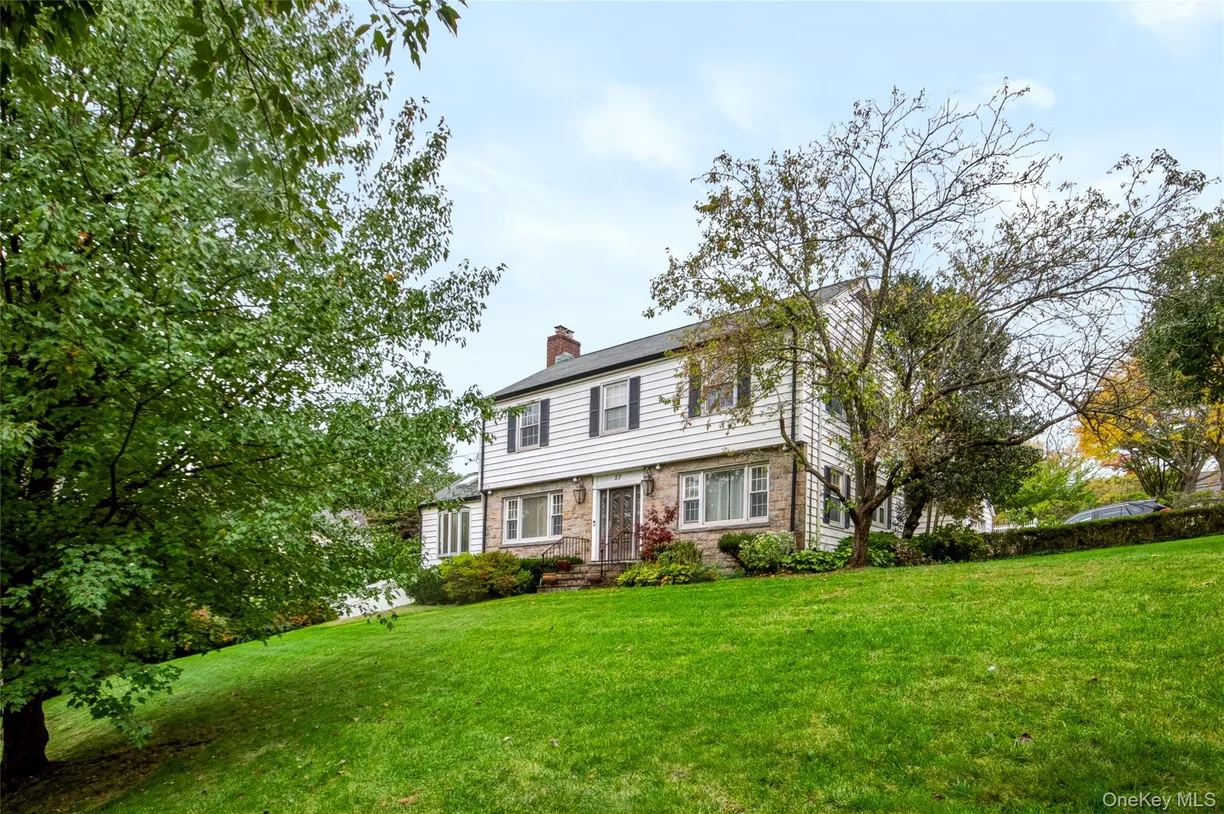 27 Parkview Drive, Bronxville, NY 10708 Property for sale
