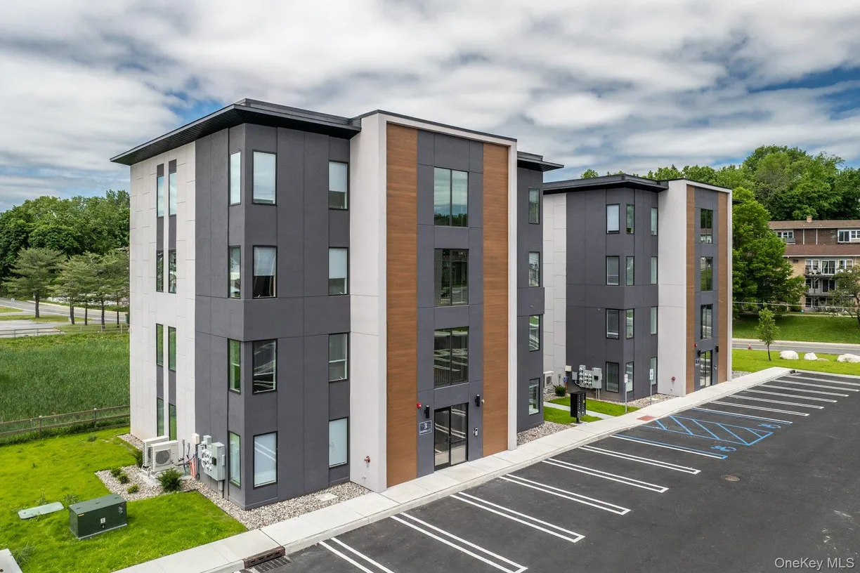 1 Sabrina Court #6, Middletown, NY 10940 Property for rent