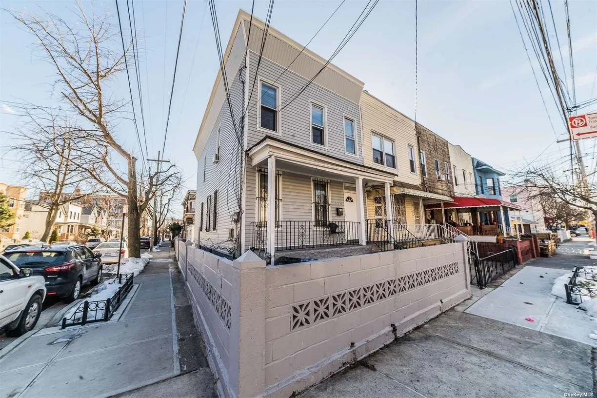 New York City Real Estate | View 370 Etna St | 6 Beds, 2 Baths