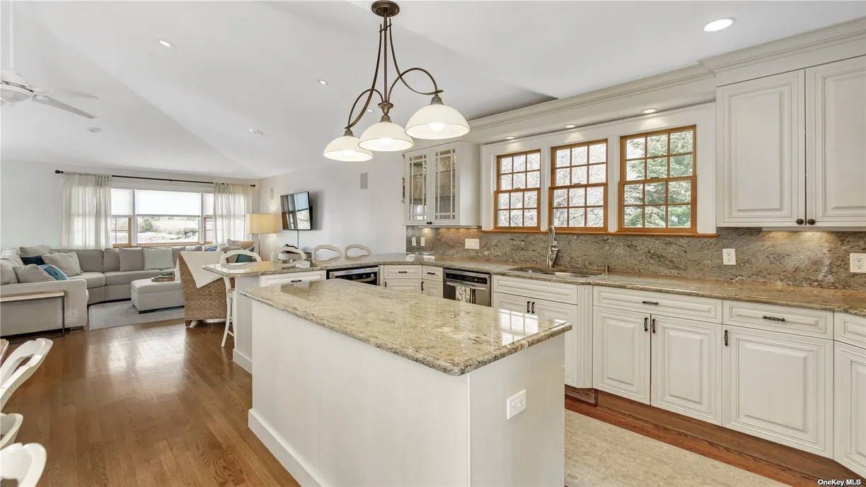 The Hamptons Real Estate | View 117 Beach Lane | Listing | View 4