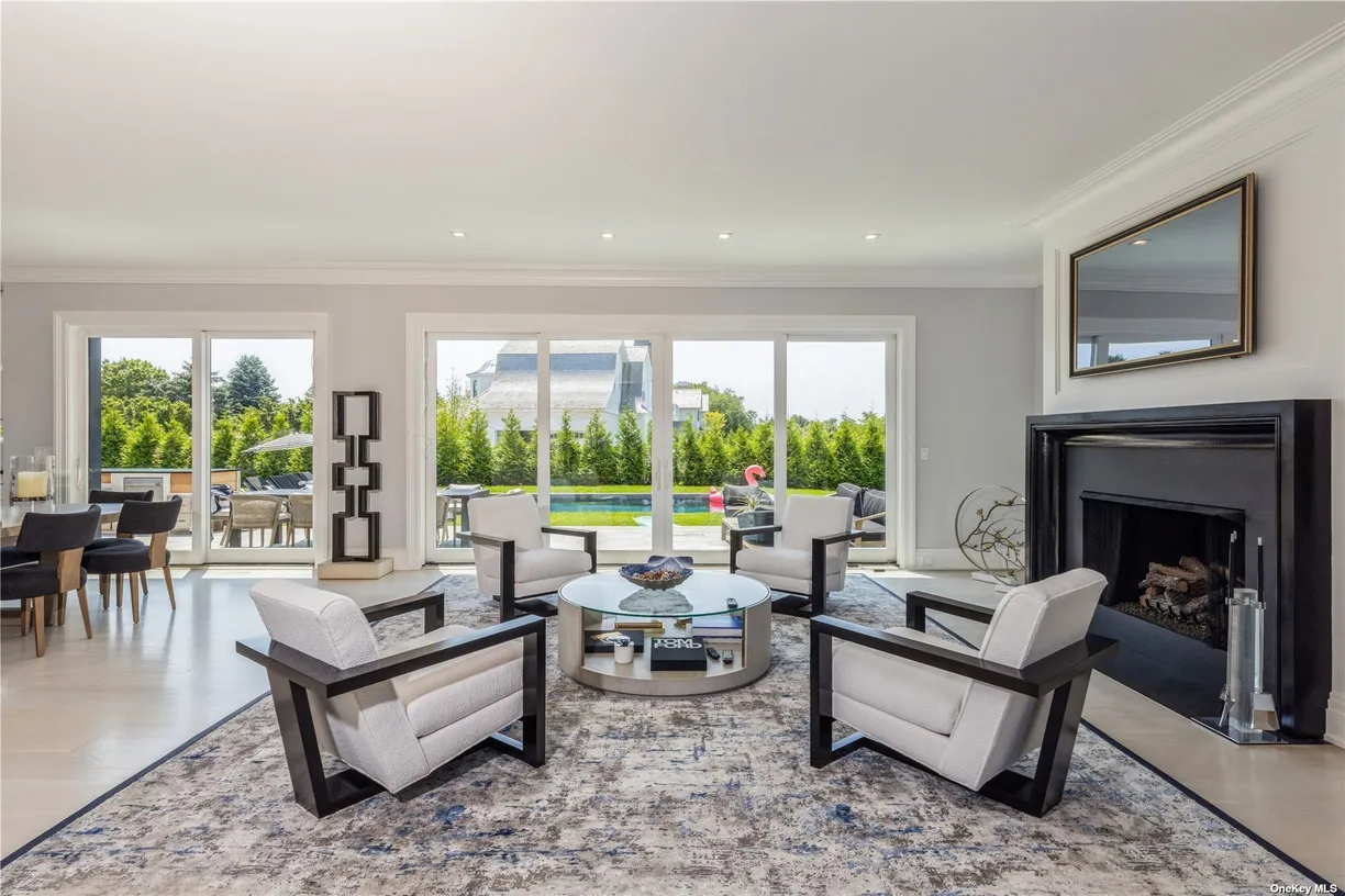 The Hamptons Real Estate | View 21 St George Pl | Listing | View 13