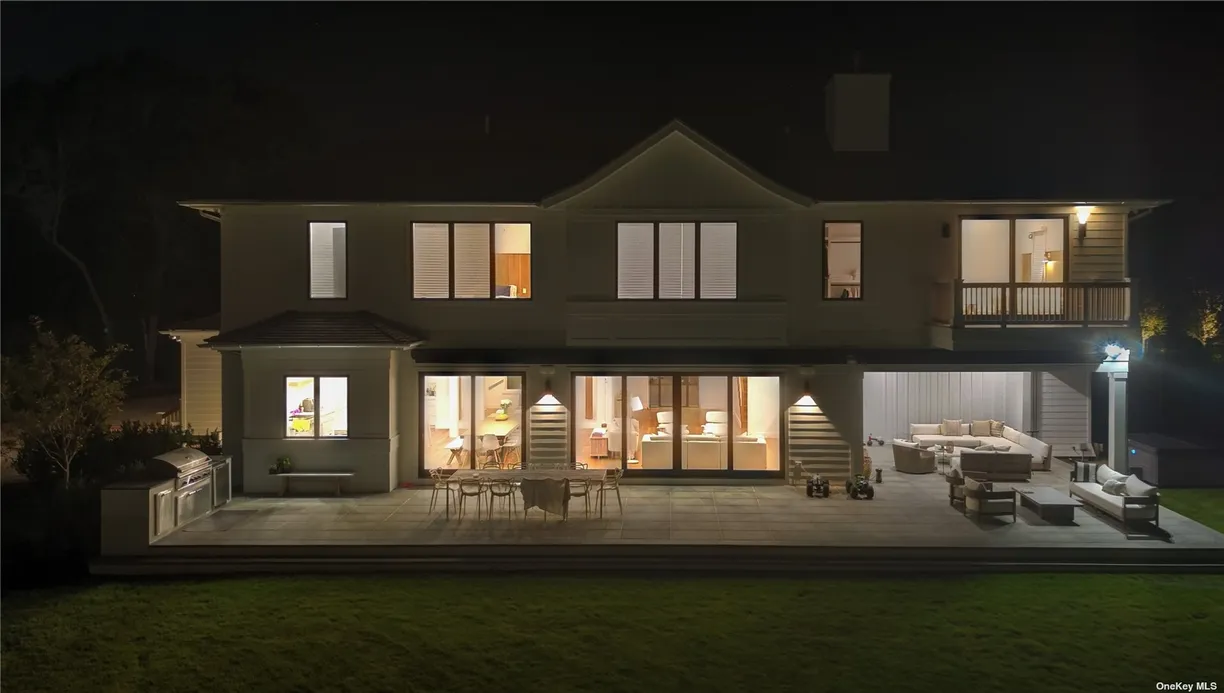 The Hamptons Real Estate | View 21 St George Pl | Listing | View 4
